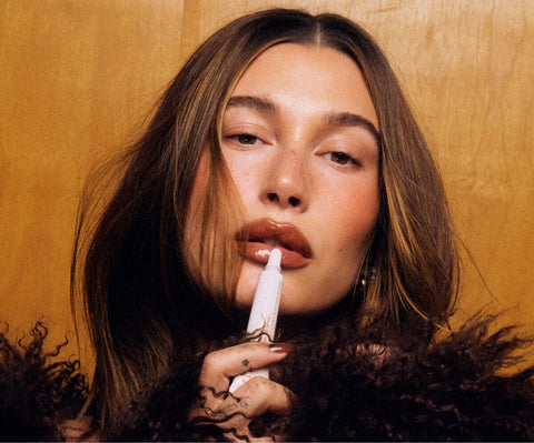 リップグロス rhode Peptide Lip Tint cinnamon roll Rhode's Shimmery New Lip Tint Is Inspired by Hailey Bieber's