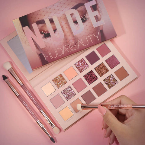 Huda Bauty Nudes Eyeshadow Palette